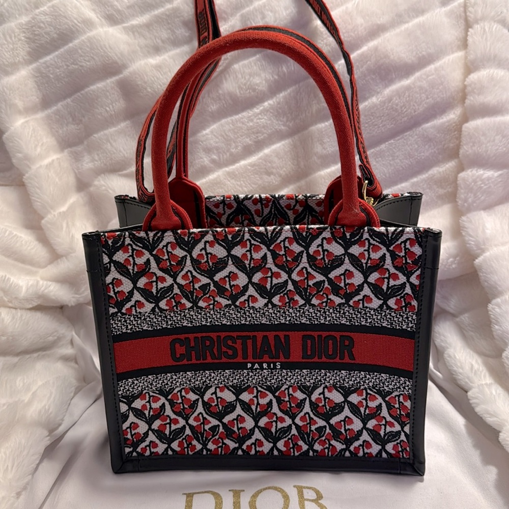 Christian Dior tote
